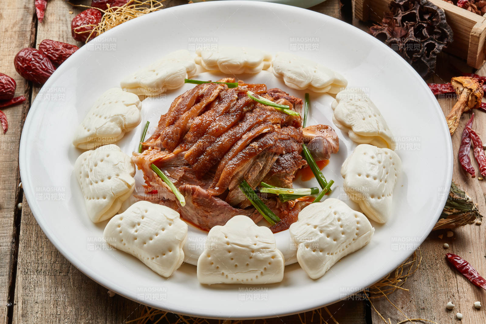 美味肉夹馍-摄影图