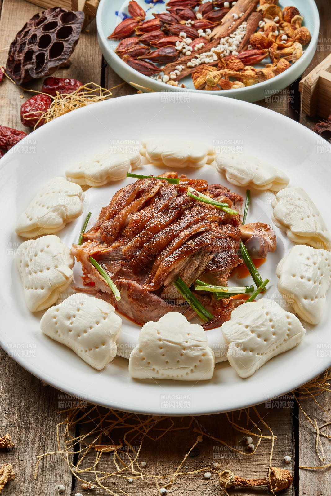 美味肉夹馍-摄影图