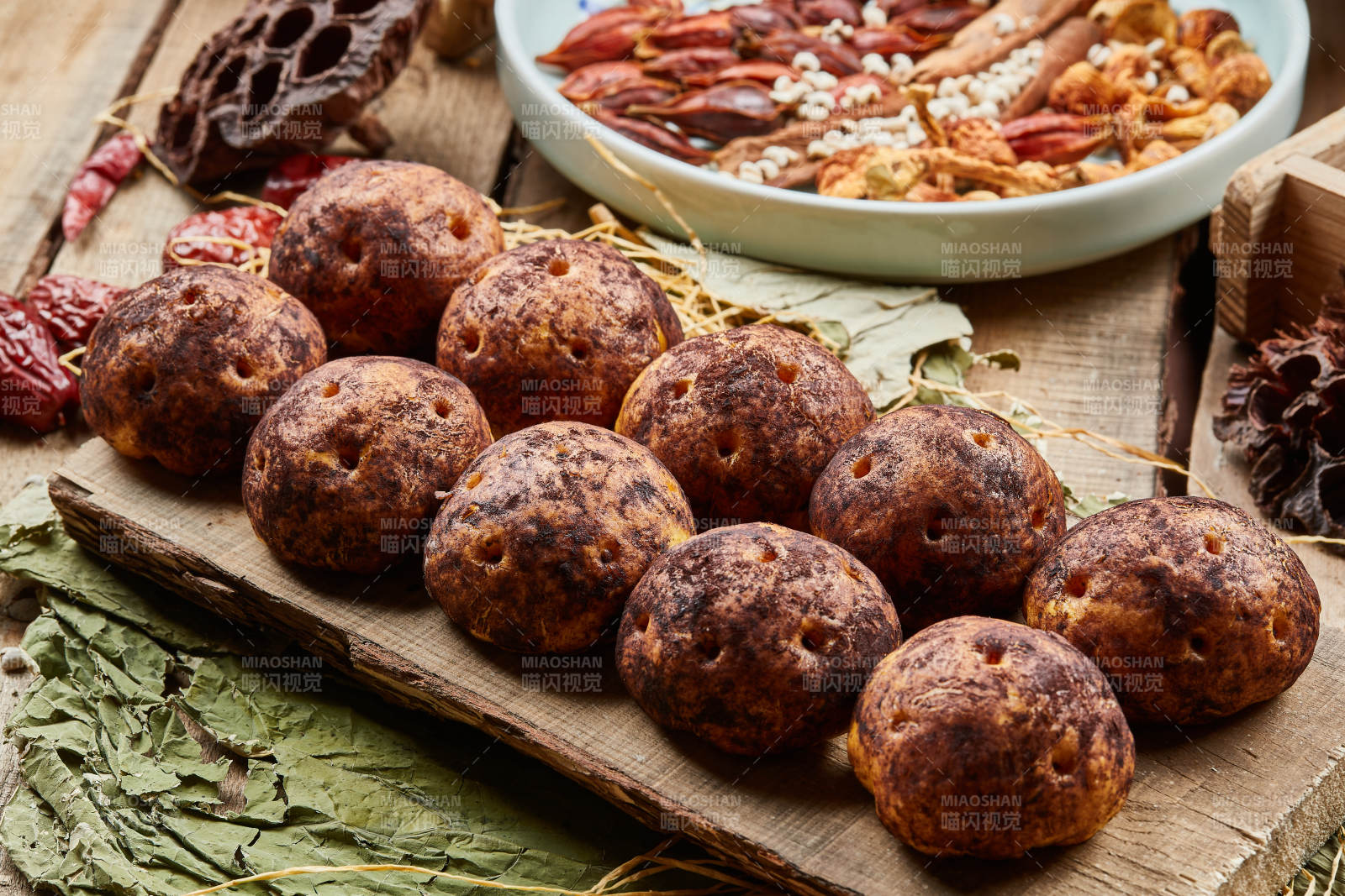 土豆脏脏包-摄影图