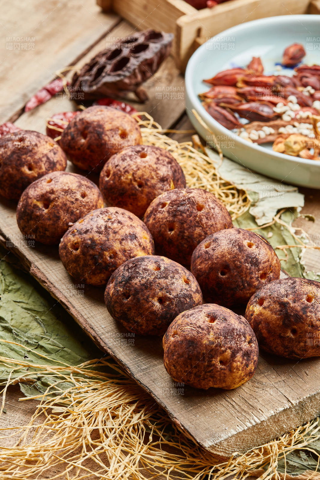 土豆脏脏包-摄影图