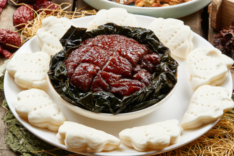 梅干菜扣肉加花饃