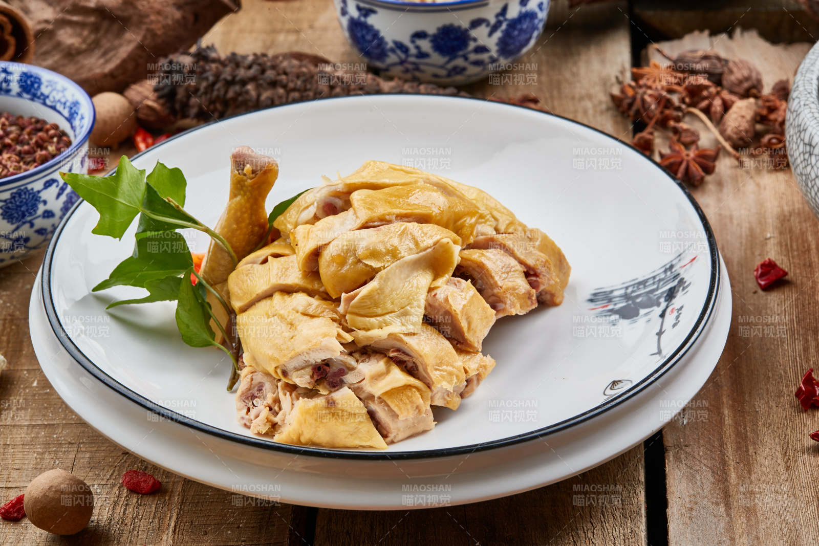 风味白切鸡-摄影图