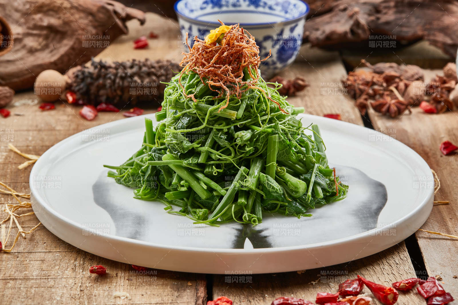 风味鸡丝蕨菜-摄影图