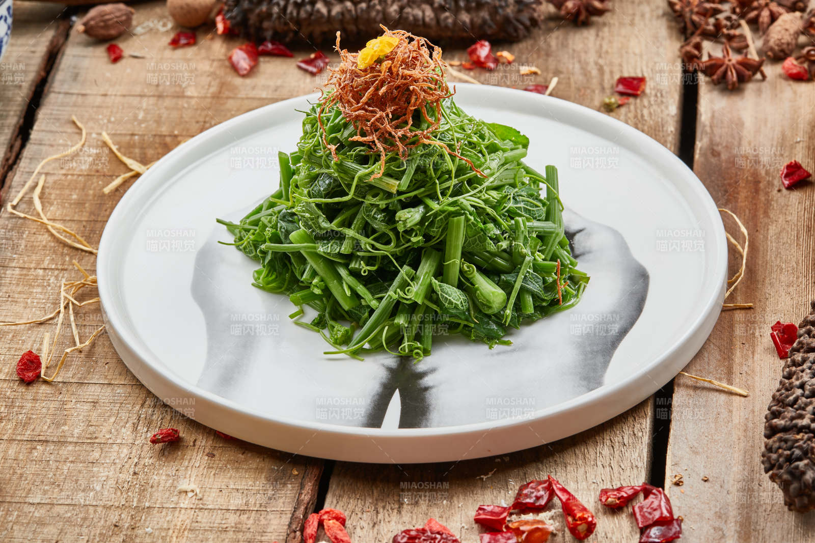 风味鸡丝蕨菜-摄影图
