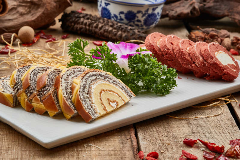 奶油蛋糕卷切片