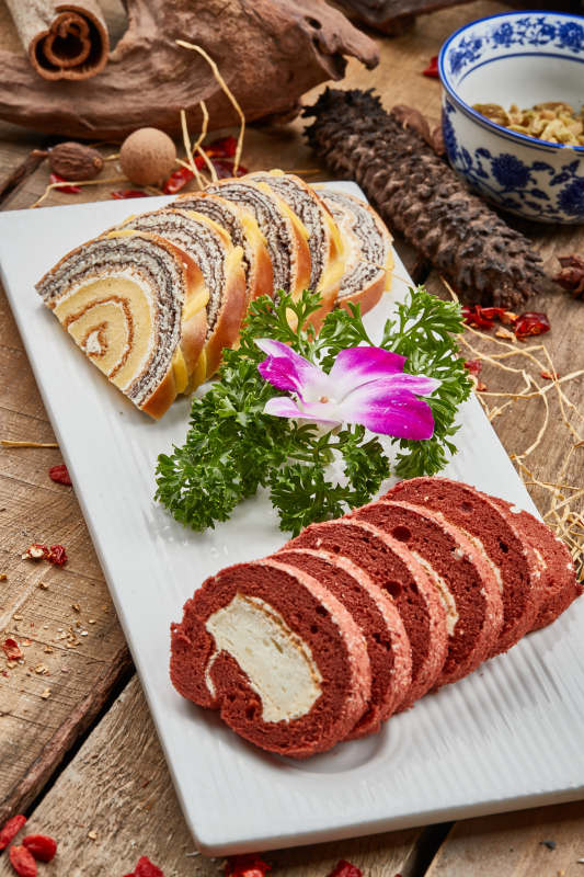 奶油蛋糕卷切片