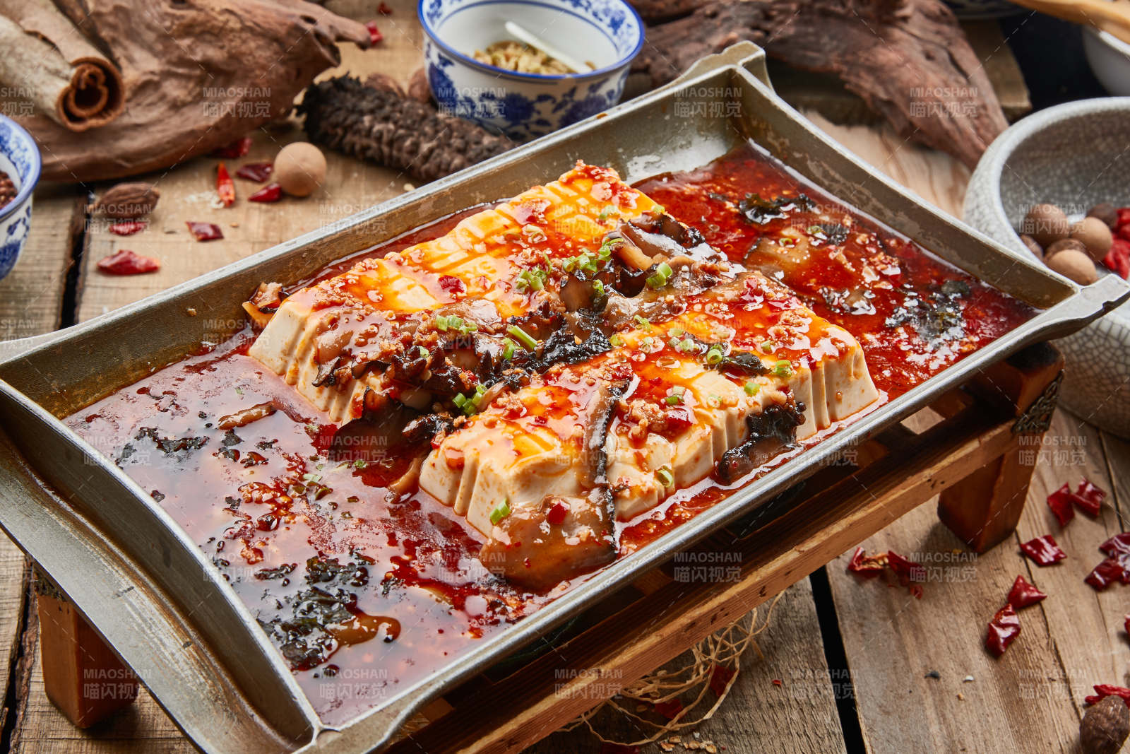 澆汁鐵板日本豆腐