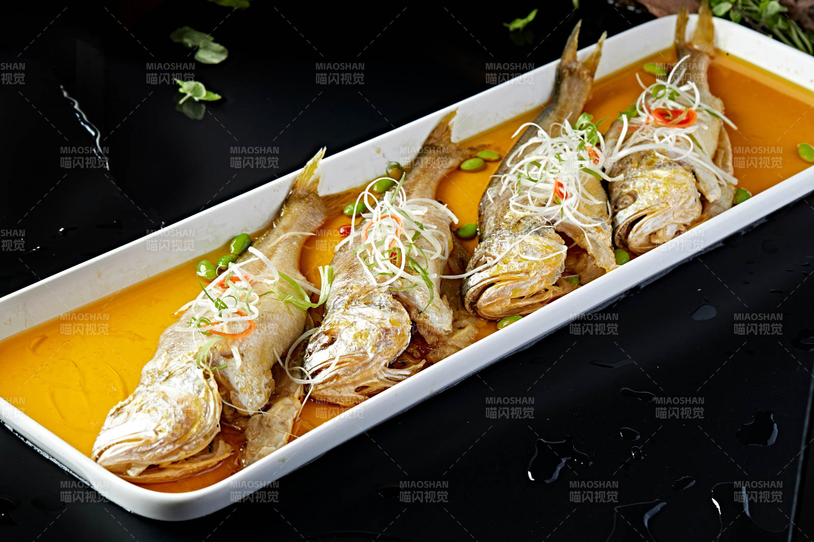 浇汁蛏子蒸丝瓜