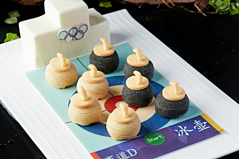 冬奥冰壶榴莲酥
