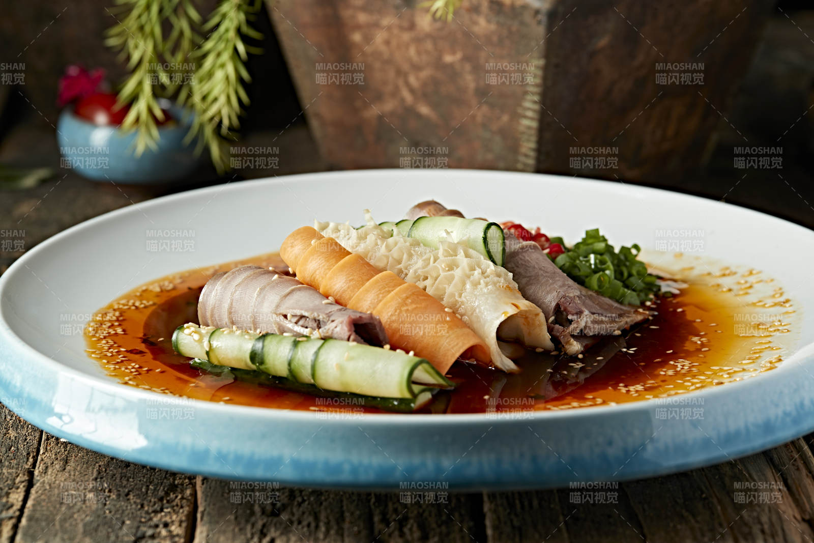 芝麻红油卤味口条金钱肚图片