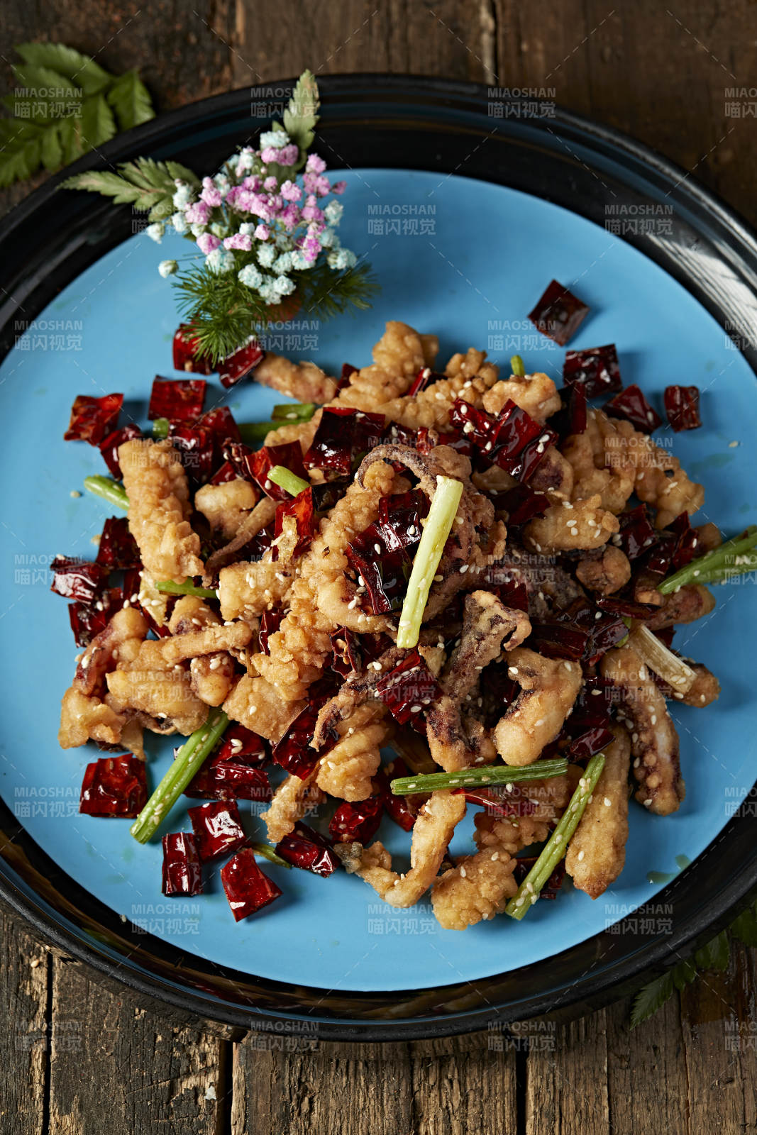 酥脆香炸麻辣鱿鱼须