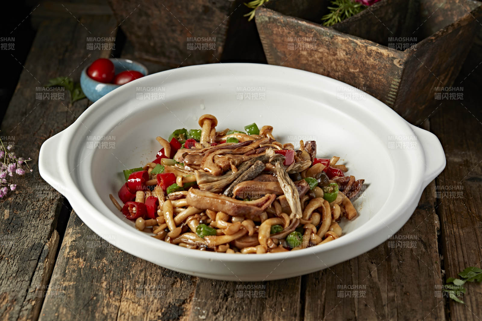 砂鍋香辣豬肚海鮮菇