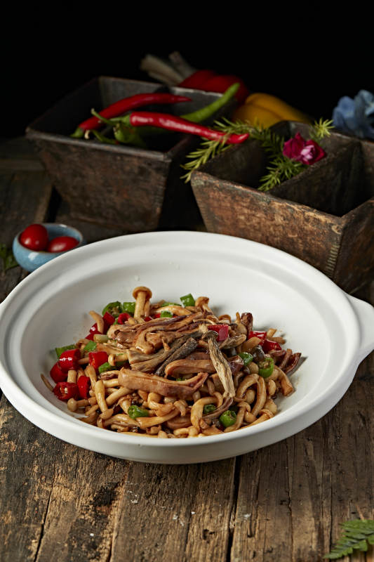 砂鍋香辣豬肚海鮮菇