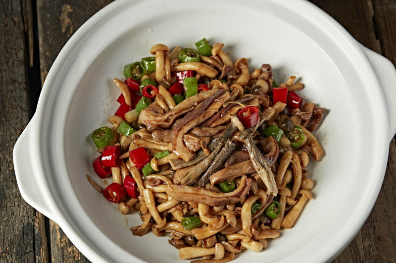 砂鍋香辣豬肚海鮮菇