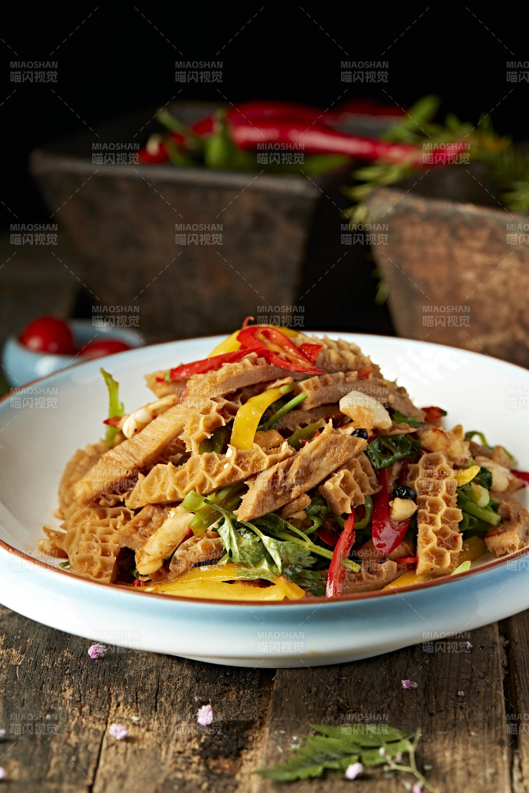 香辣彩椒蒜香金钱肚