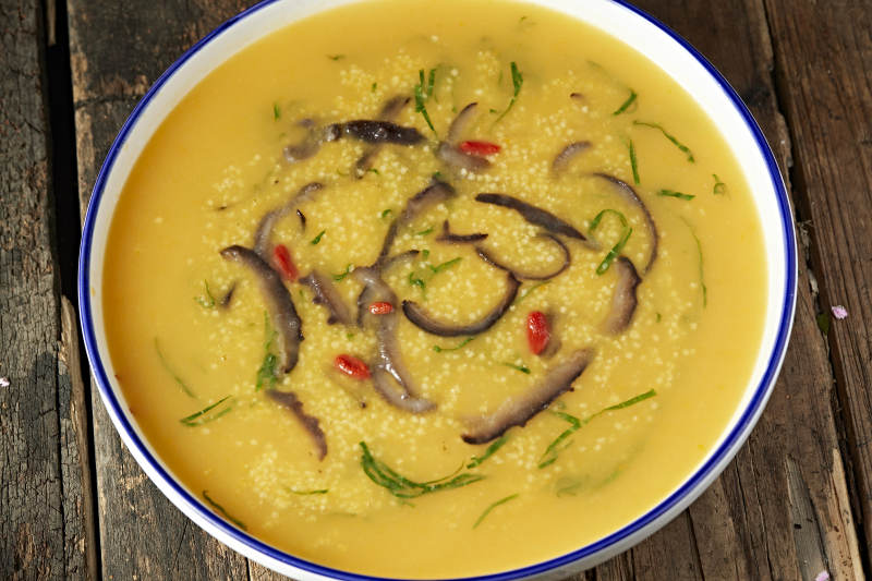 枸杞海参金米粥