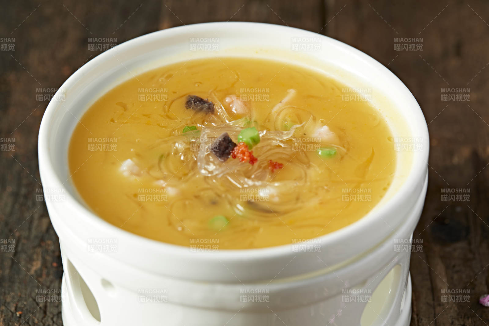 濃湯黑松露海米燴魚(yú)翅