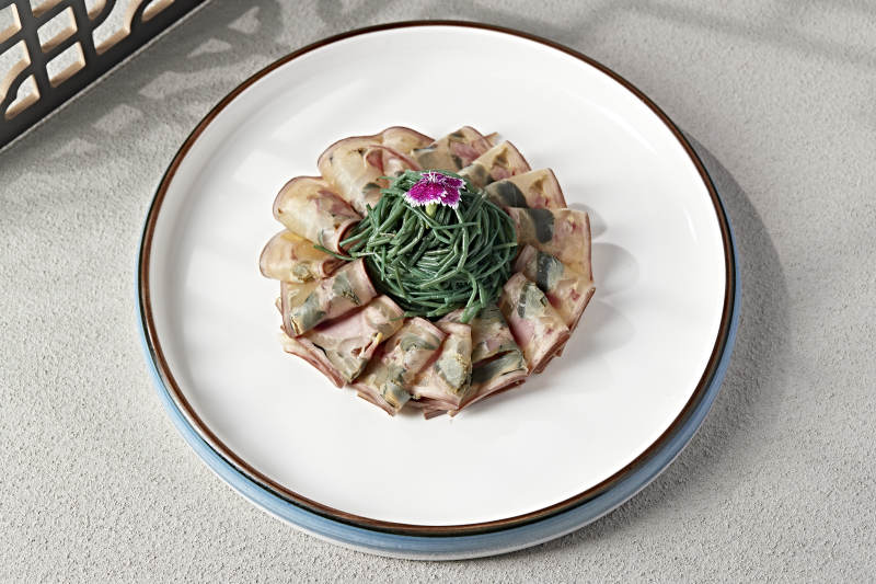 皮蛋猪耳蹄筋卷切片