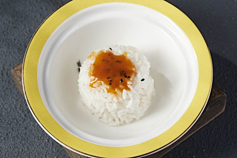 泰国香米蒸的捞饭配白米饭