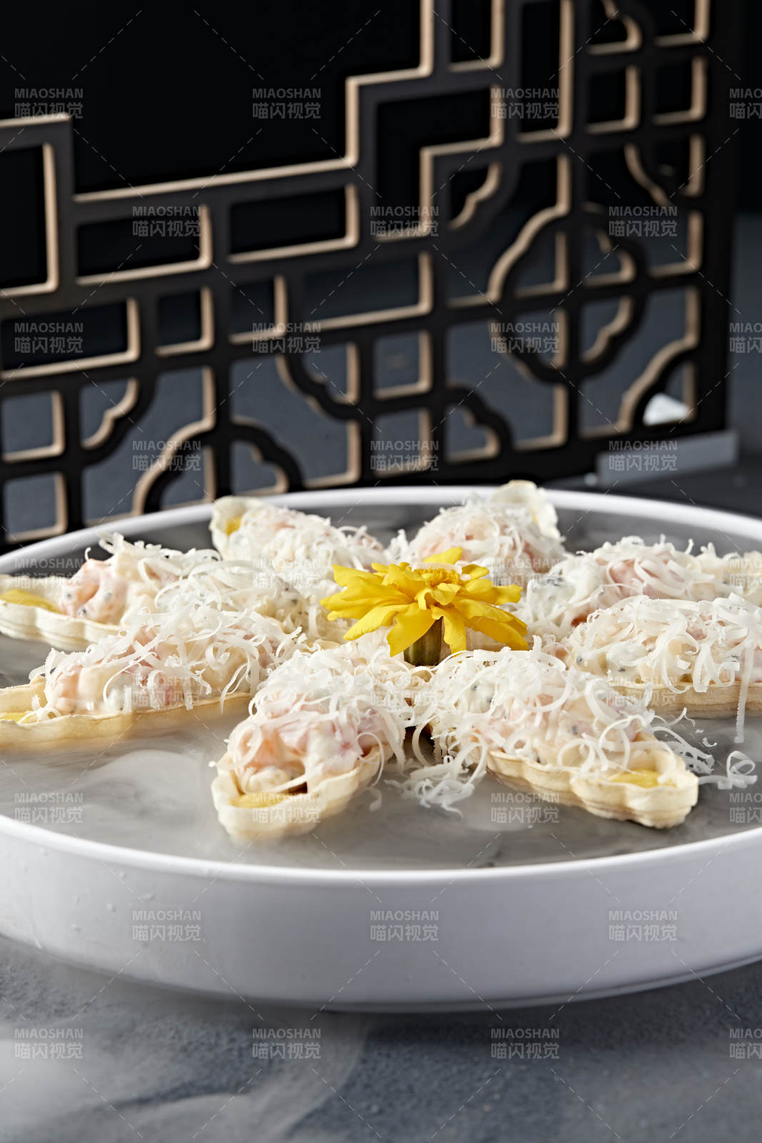 军舰水果沙拉芝士海虾仁