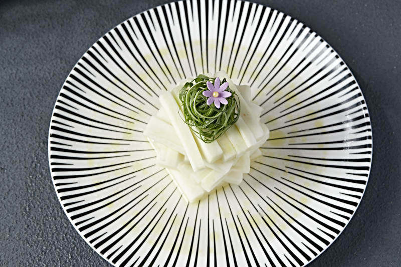 精美凉菜凉拌撇咧条