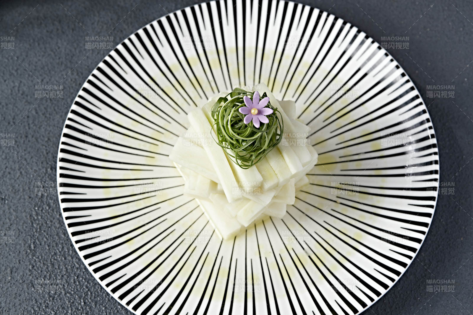 精美凉菜凉拌撇咧条