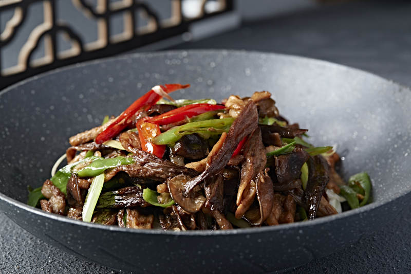 香辣干锅腊肉茶树菇