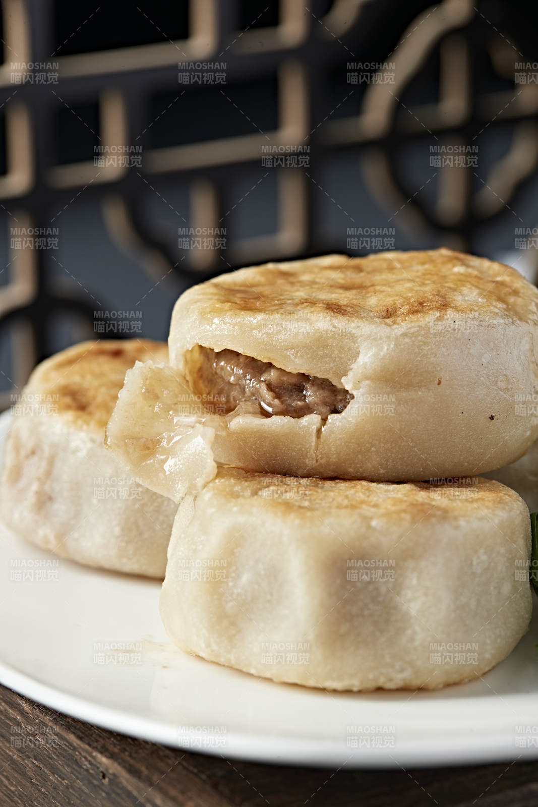 清真美食油煎羊肉馅门钉饼