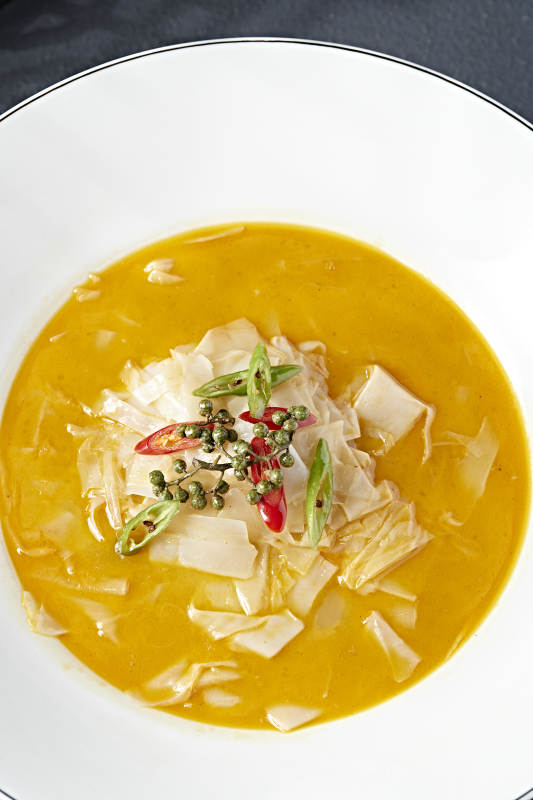 浓汤藤椒炖笋衣