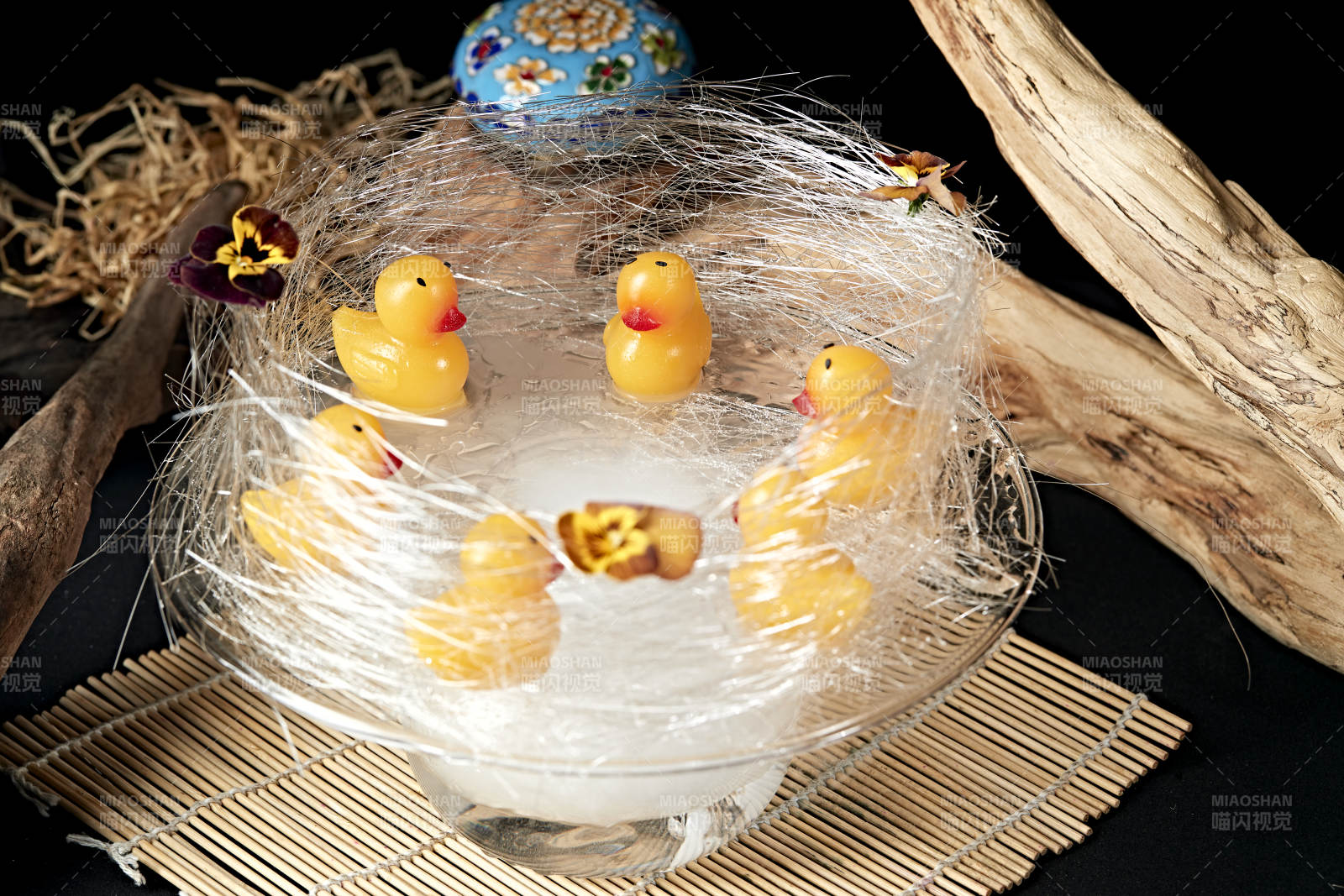 美味茶餐糖丝芒果果冻小黄鸭