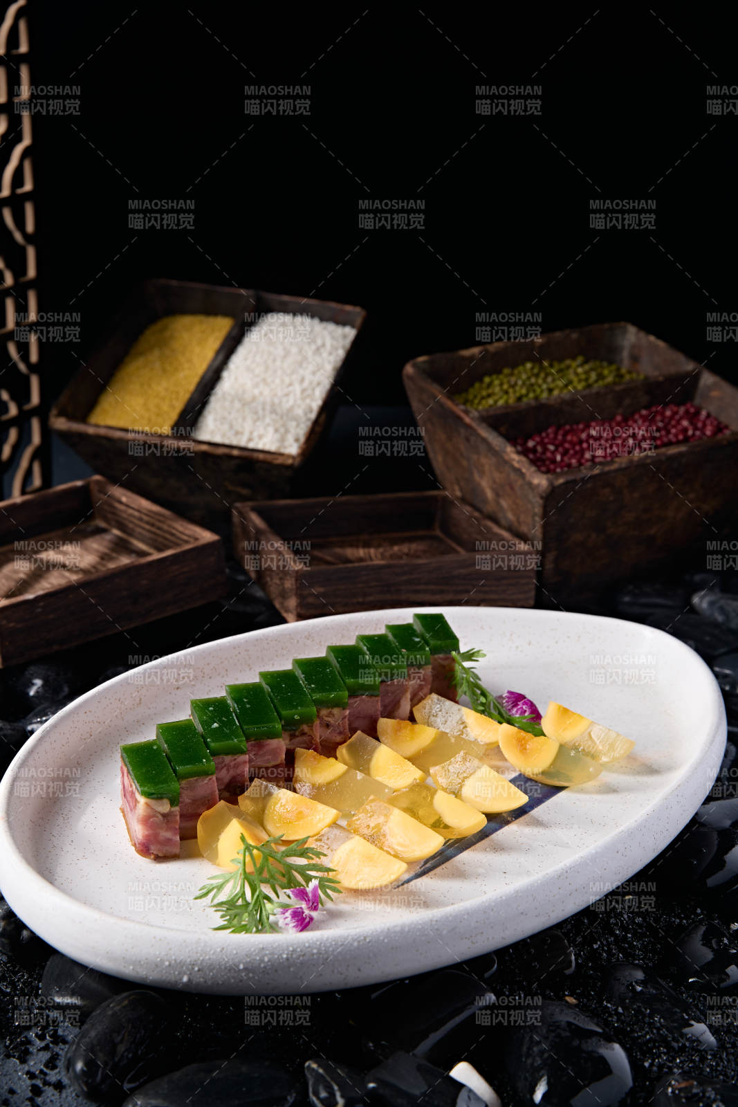 茴香皮冻压肴肉配水晶实蛋