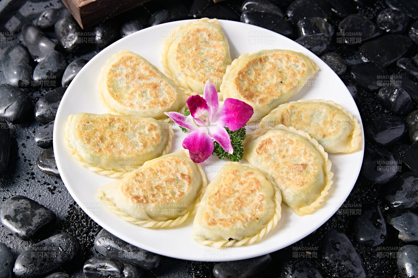 傳統(tǒng)面食小吃韭菜盒子