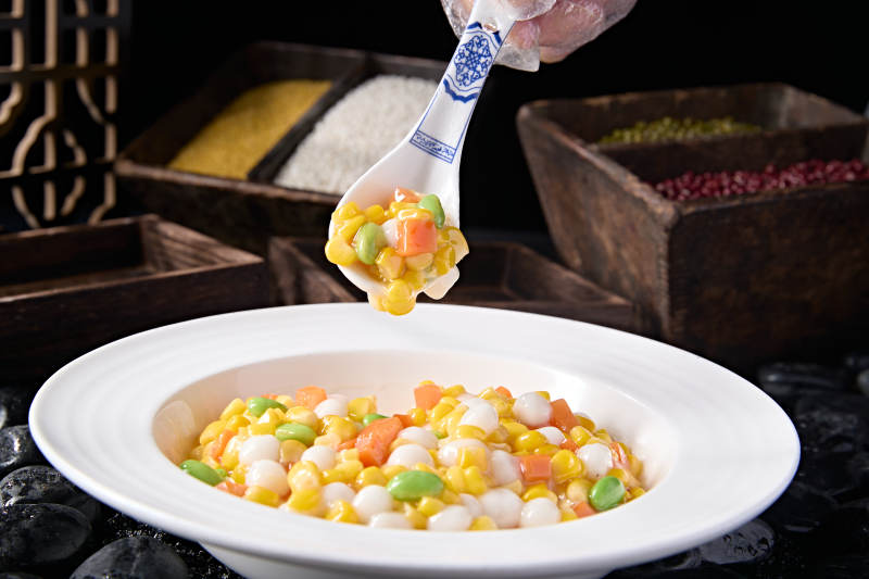糖水青豆芋圆玉米粒胡萝卜丁