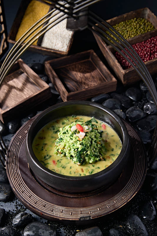 鮮高湯燉煮蝦肉枸杞毛豆芯