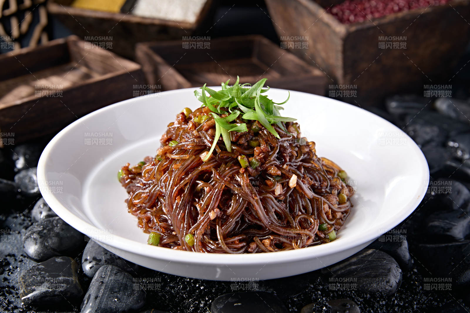 蚂蚁上树肉沫葱香炒水晶粉