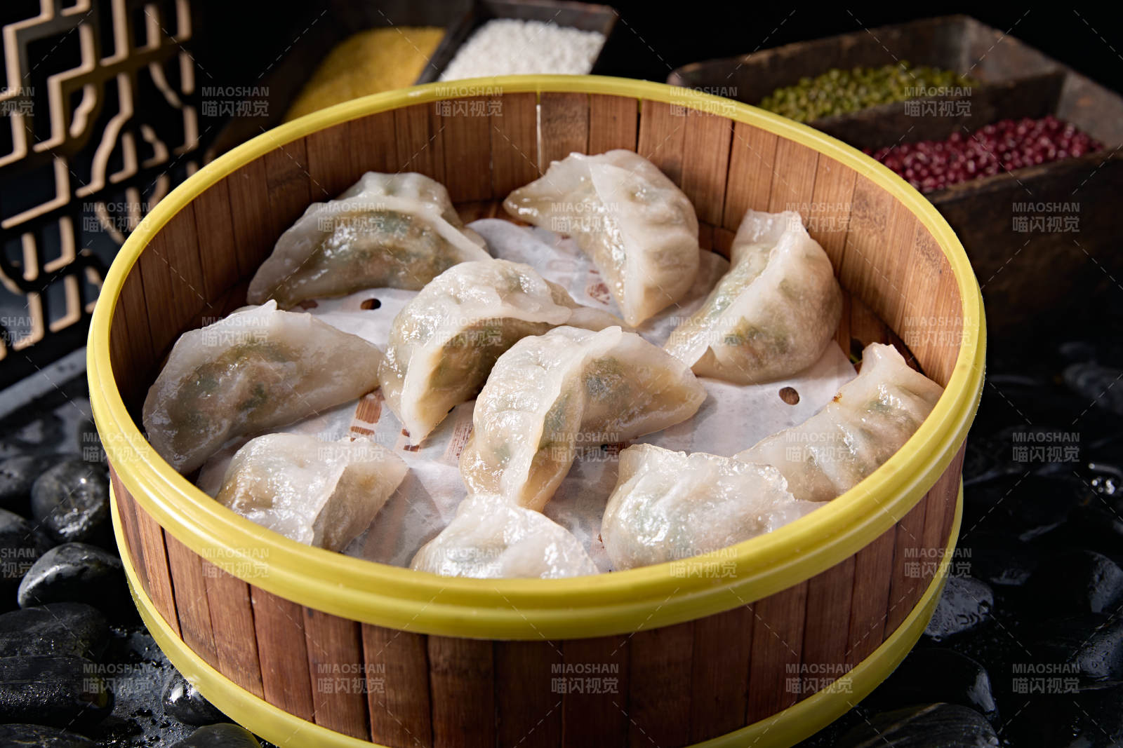 港式冰皮水晶什锦蒸饺