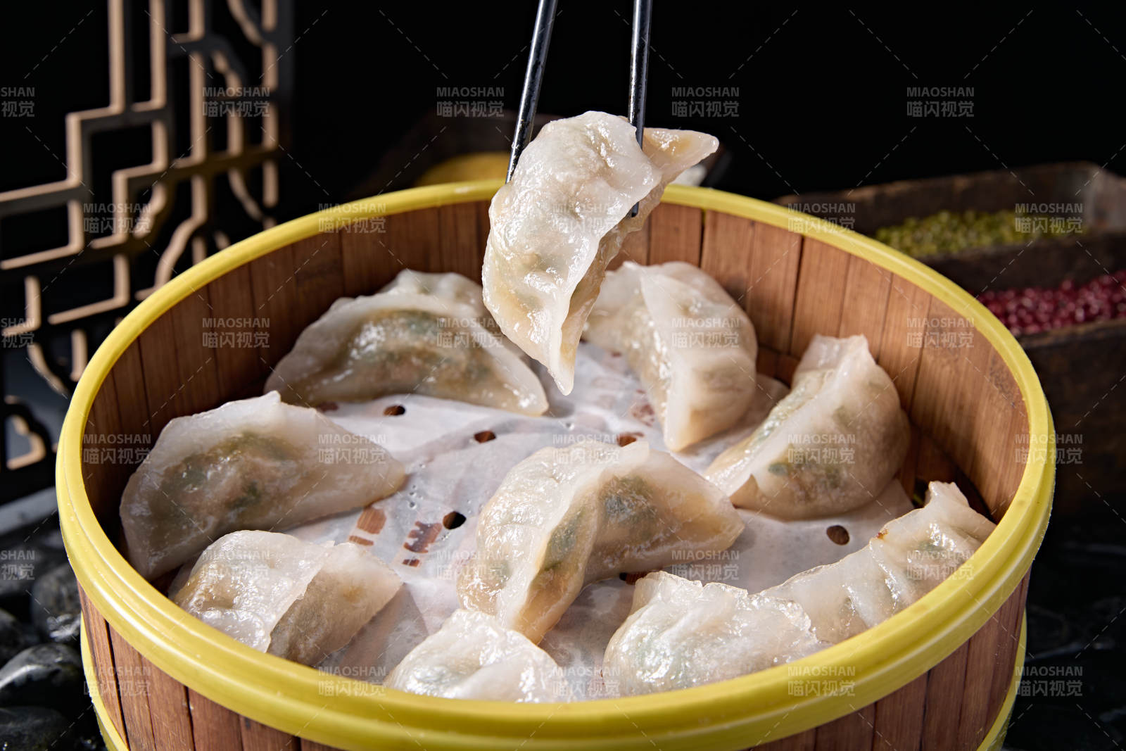 港式冰皮水晶什锦蒸饺