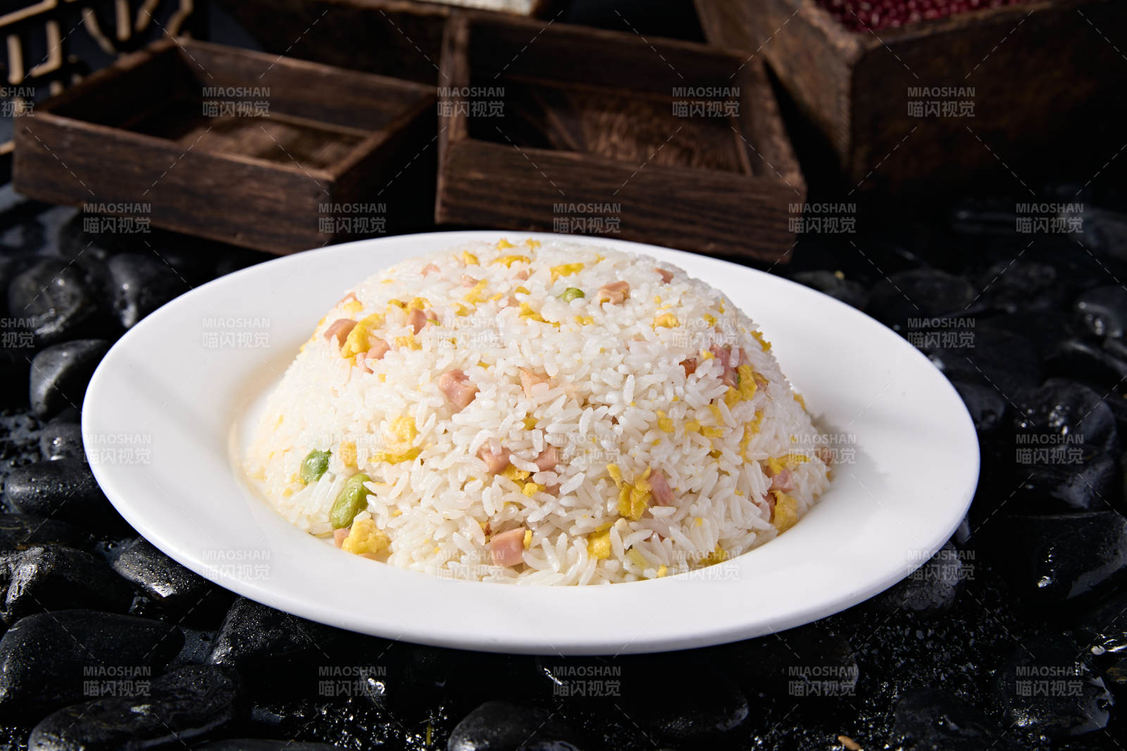 美味青豆火腿蛋炒饭