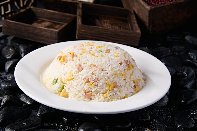 美味青豆火腿蛋炒饭