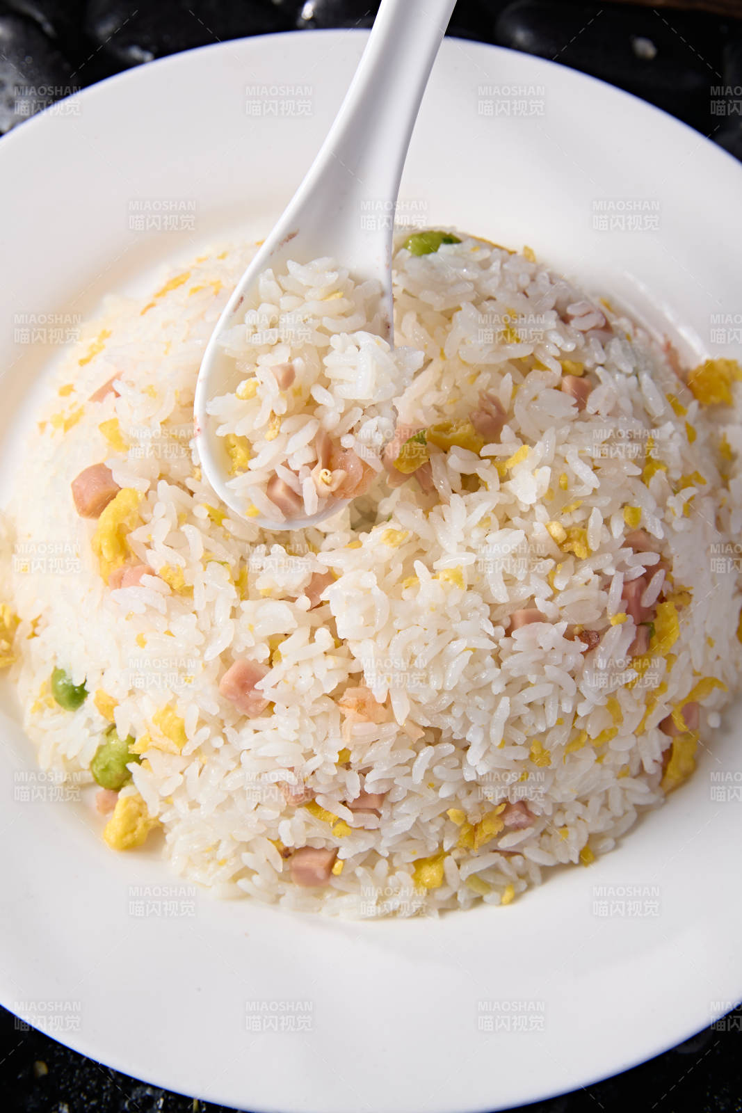 美味青豆火腿蛋炒饭