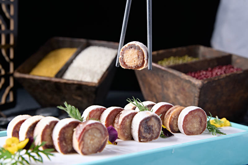 精美凉菜柿饼子核桃仁卷