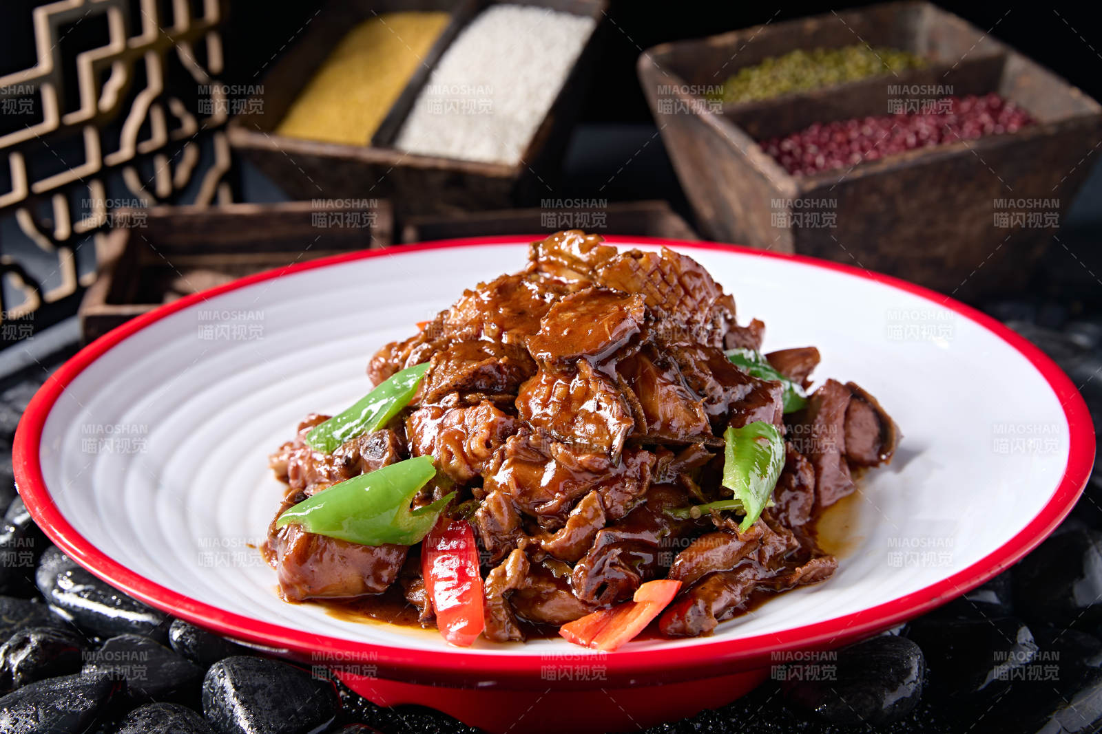 鲜鲍鱼红烧土鸡块