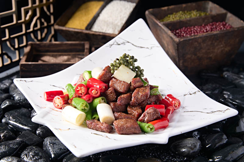 杭椒爆黑椒牛肉