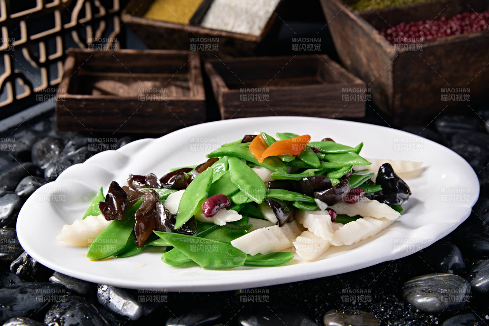 粤菜小炒荷塘月色