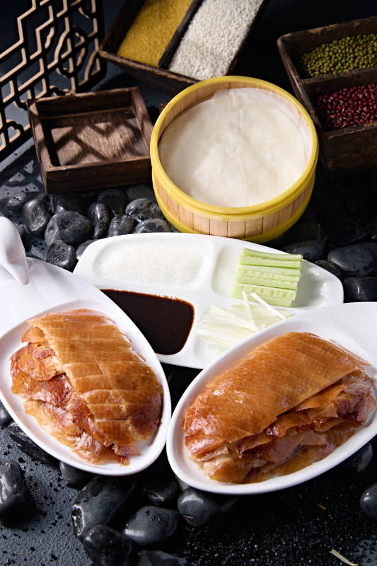 京味果木炭烤鸭配博饼