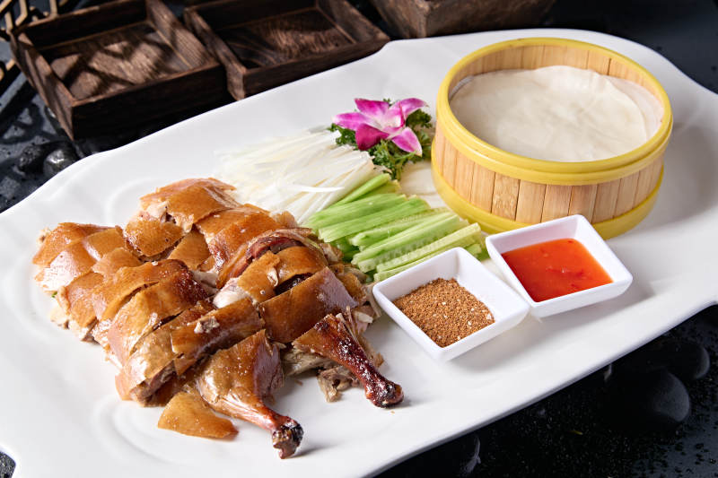 京味果木炭烤鸭配博饼