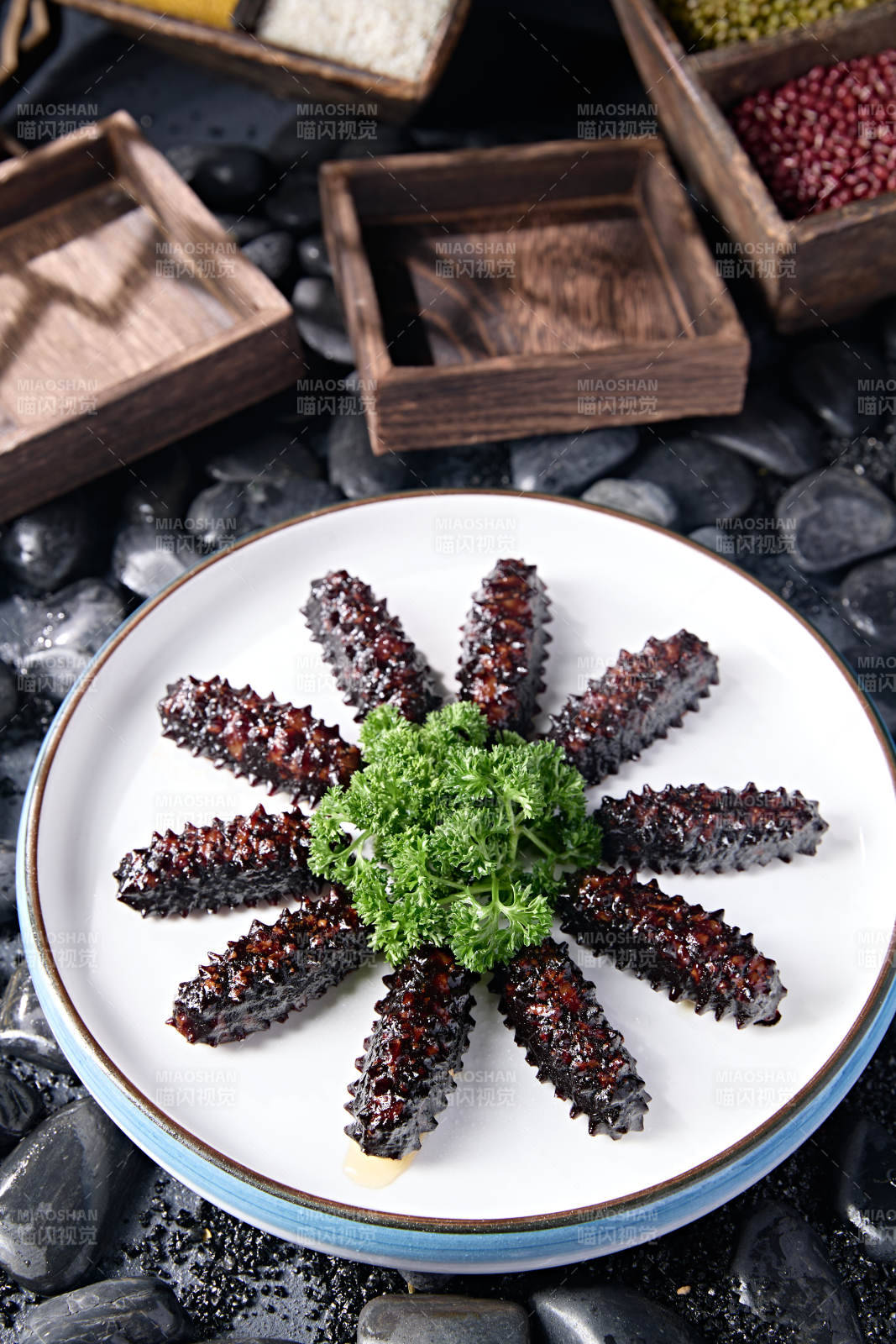 梅花參海參造型的肉糜皮凍