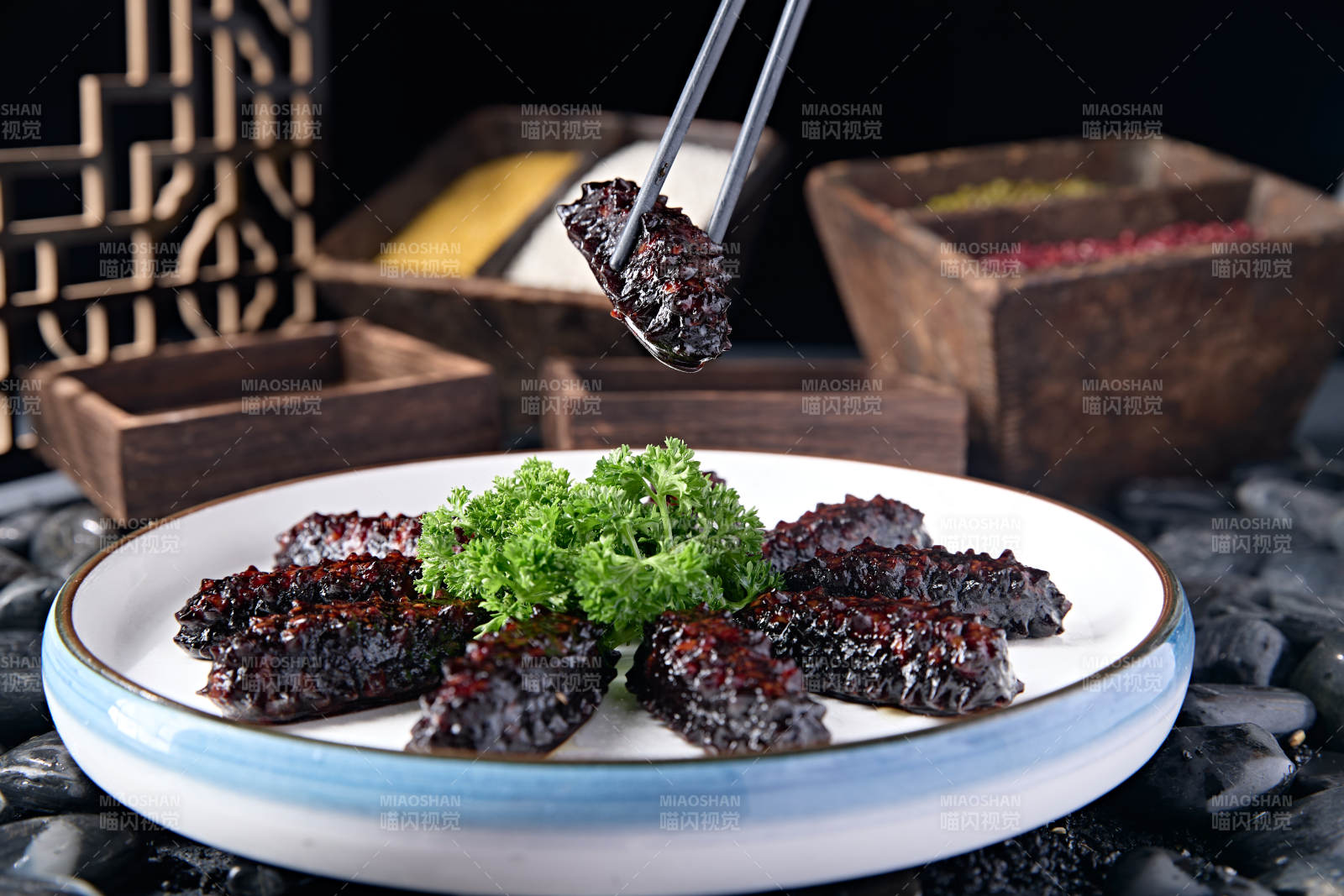 梅花參海參造型的肉糜皮凍