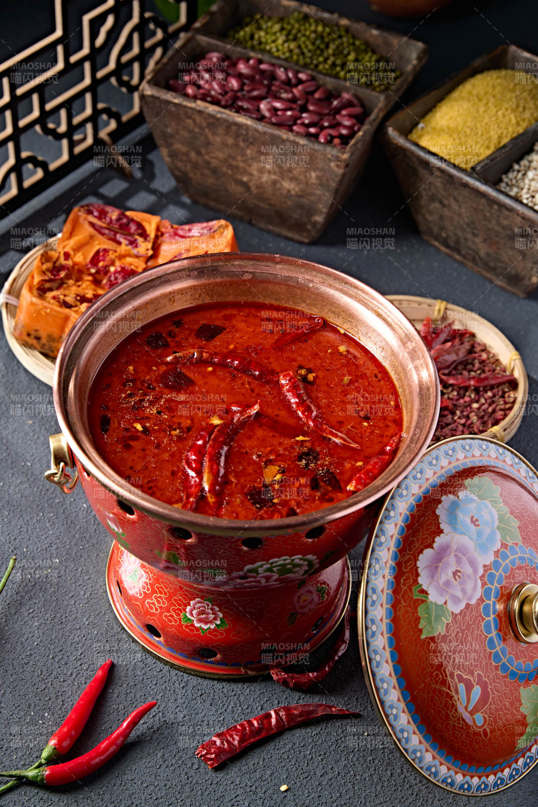 景泰蓝小火锅汤底麻辣牛油锅