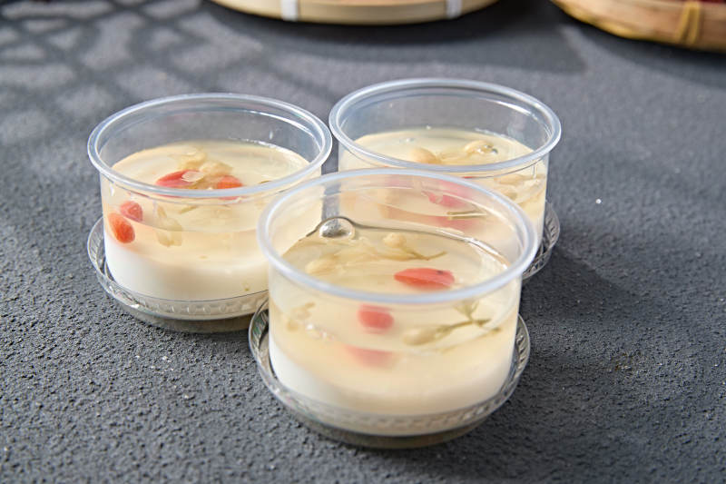 槐花枸杞滋补草原风味纯醸老酸奶